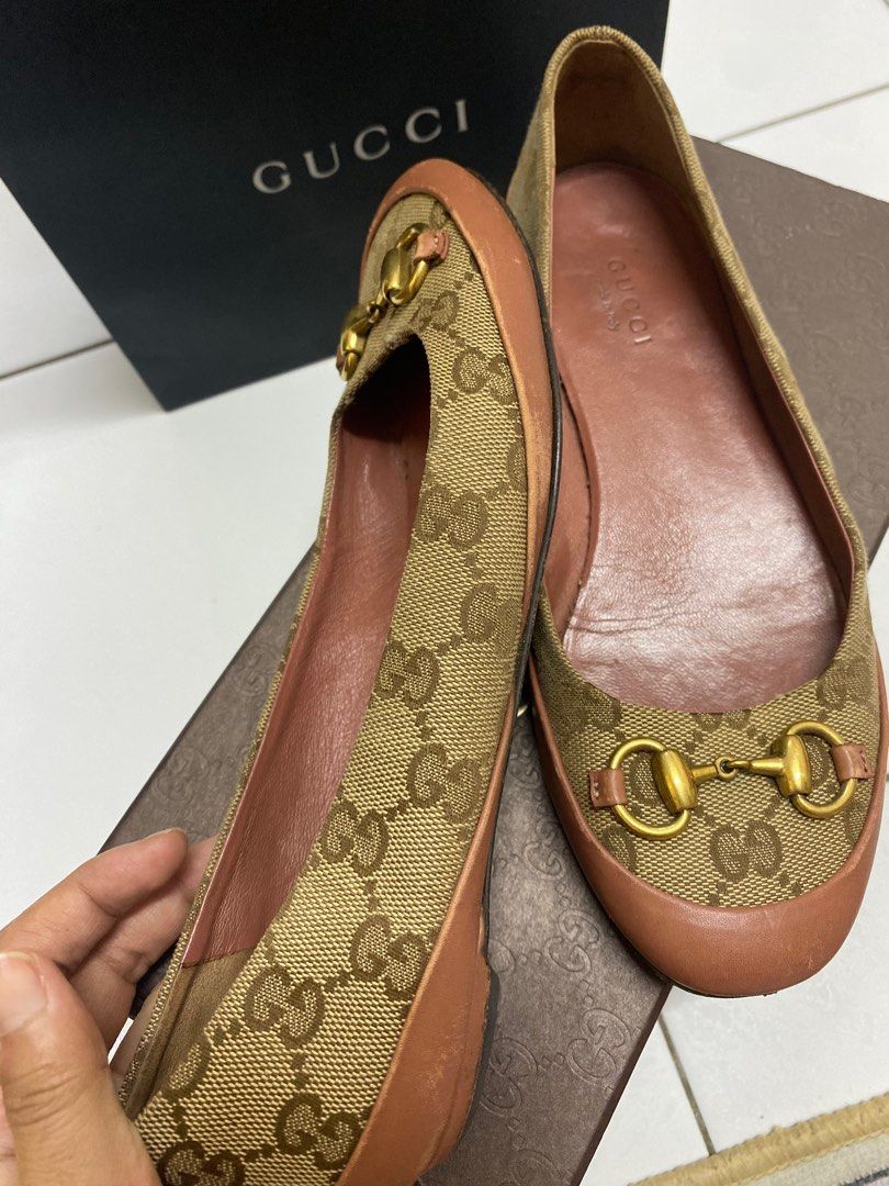 Gucci flat shoes hotsell