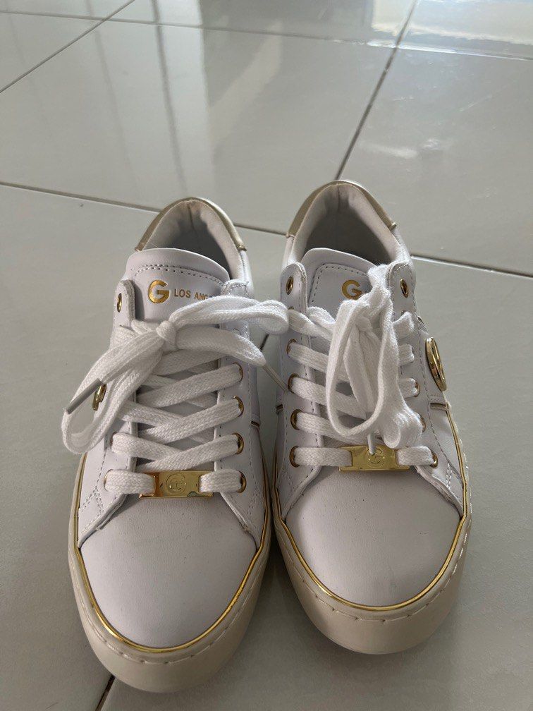 GUESS white and gold sneaker