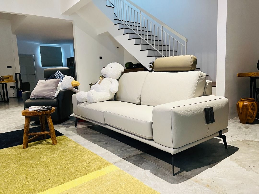 Harvey Norman Cuboyrosso Full Leather 3 Seater Sofa from ITALY