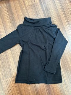 H&M kids turtle neck 