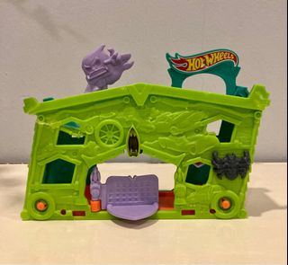 (Category: ) located in . Submitted by bubble_guppies87 (Listing ID 1240993080, Image 1). Description: .