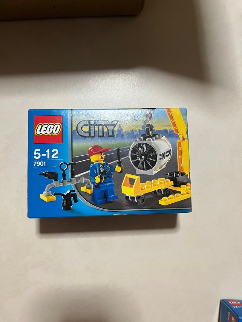 LEGO 7901 City Airplane Mechanic Hobbies Toys Toys Games on