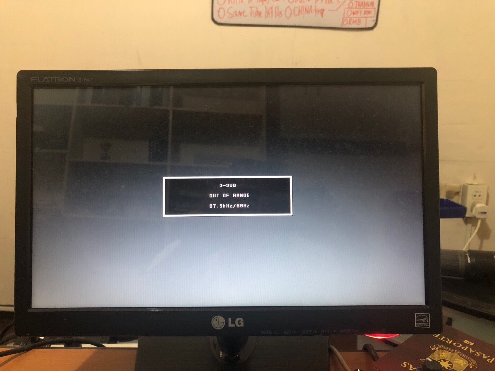 LG Flatron E1642, Computers & Tech, Parts & Accessories, Monitor