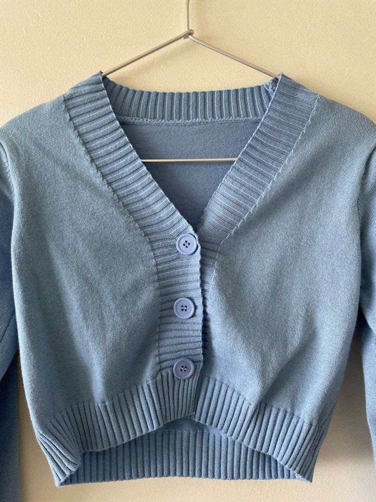 Light blue cropped cardigan outlet