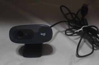 webcam & headphone SET (LOGITECH AUTHENTIC)
