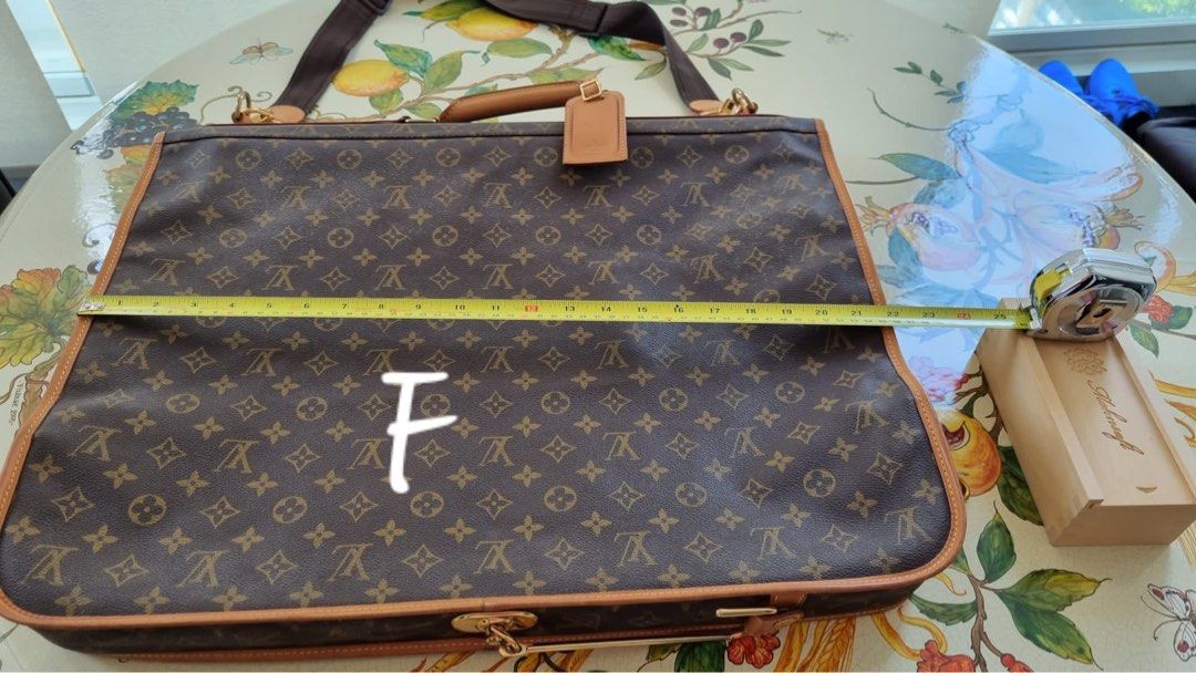 Louis Vuitton Monogram Portable Garment Bag - Clothes & Suites Case. Full  Leather Bag. Internal is lined
