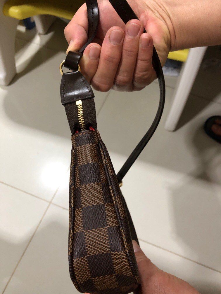 Louis vuitton arm sling store
