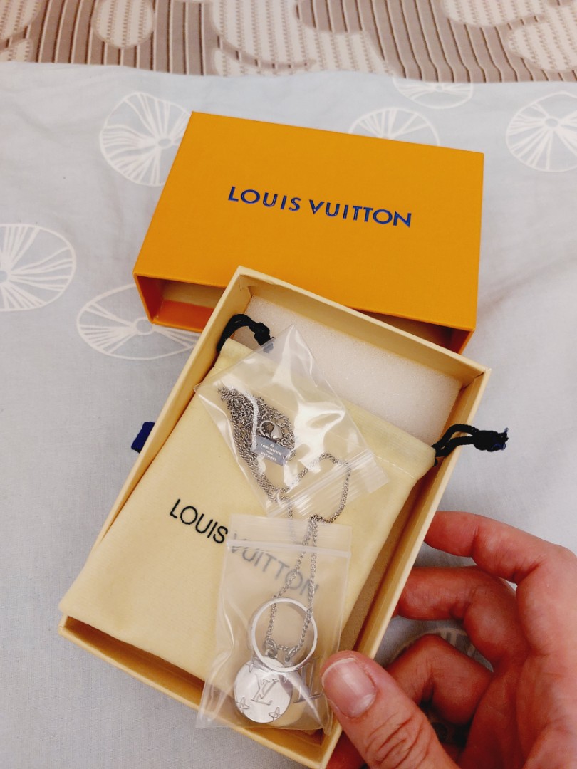 Louis Vuitton M00981 LV Floragram Necklace, Gold, One Size