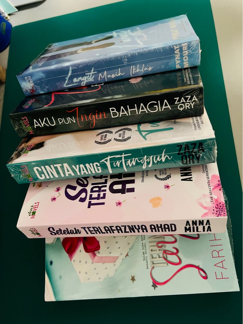Malay Novel Fiction Melayu Love Story, Hobbies & Toys, Books