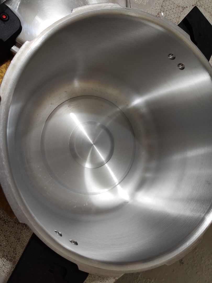 16 quart Mirro Pressure Canner Cooker MIR 92116 from USA orig.price including shipping Php5500