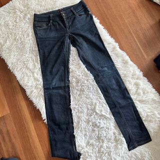 (Category: ) located in . Submitted by cynthia.y (Listing ID 1240848306, Image 1). Description: .