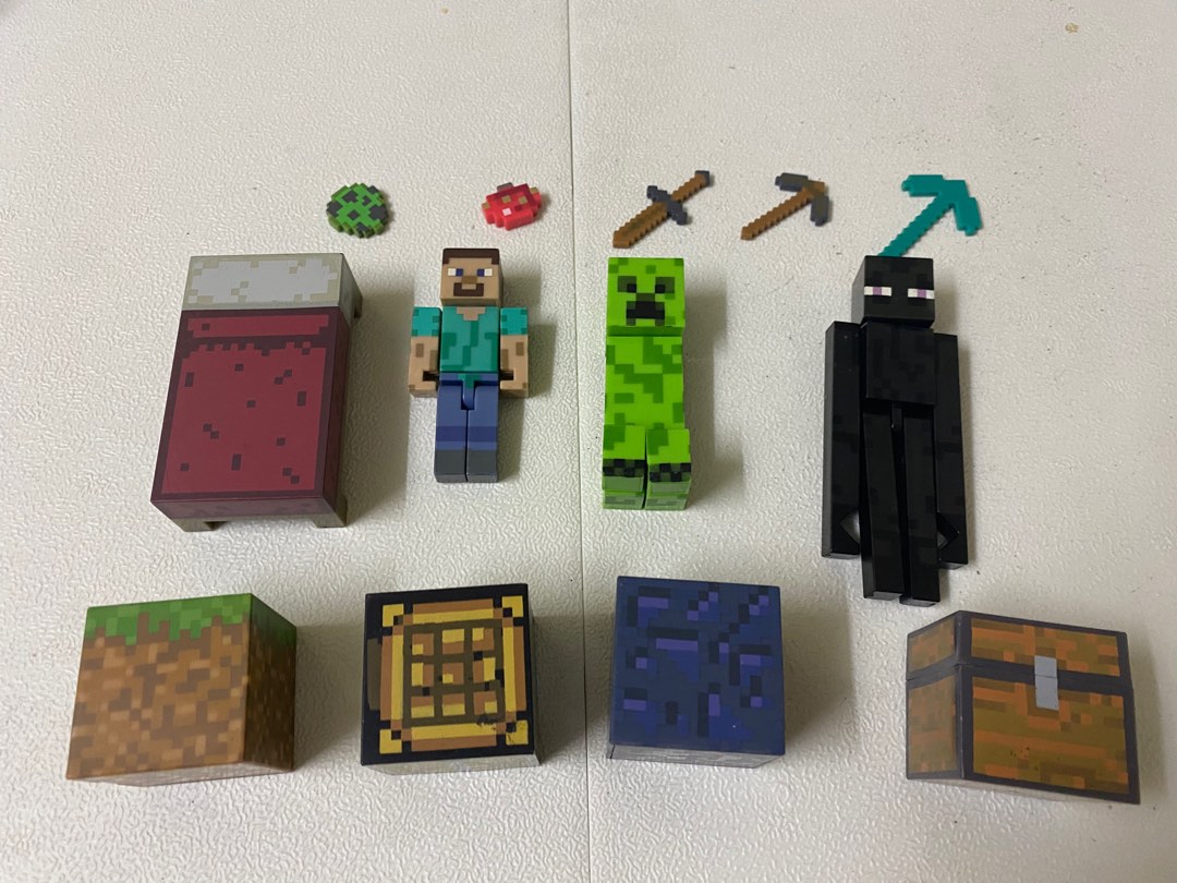 Mojang Minecraft Figures and Accessories Steve Game, Hobbies & Toys ...
