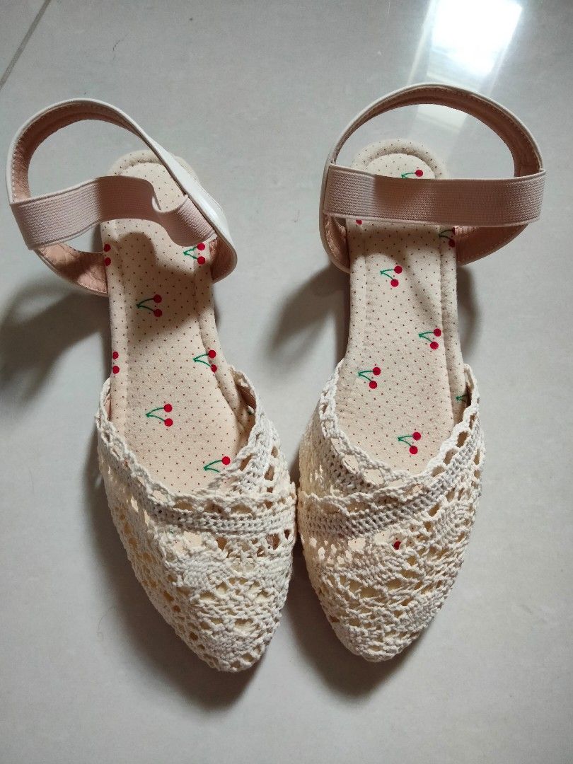 NEW Beige Ankle Strap Flats for girls Babies Kids Babies