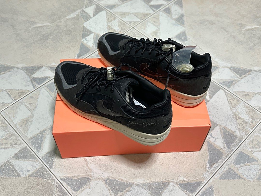 Air fear of new arrivals god skylon ii black