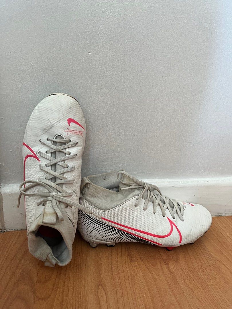 childrens nike cleats