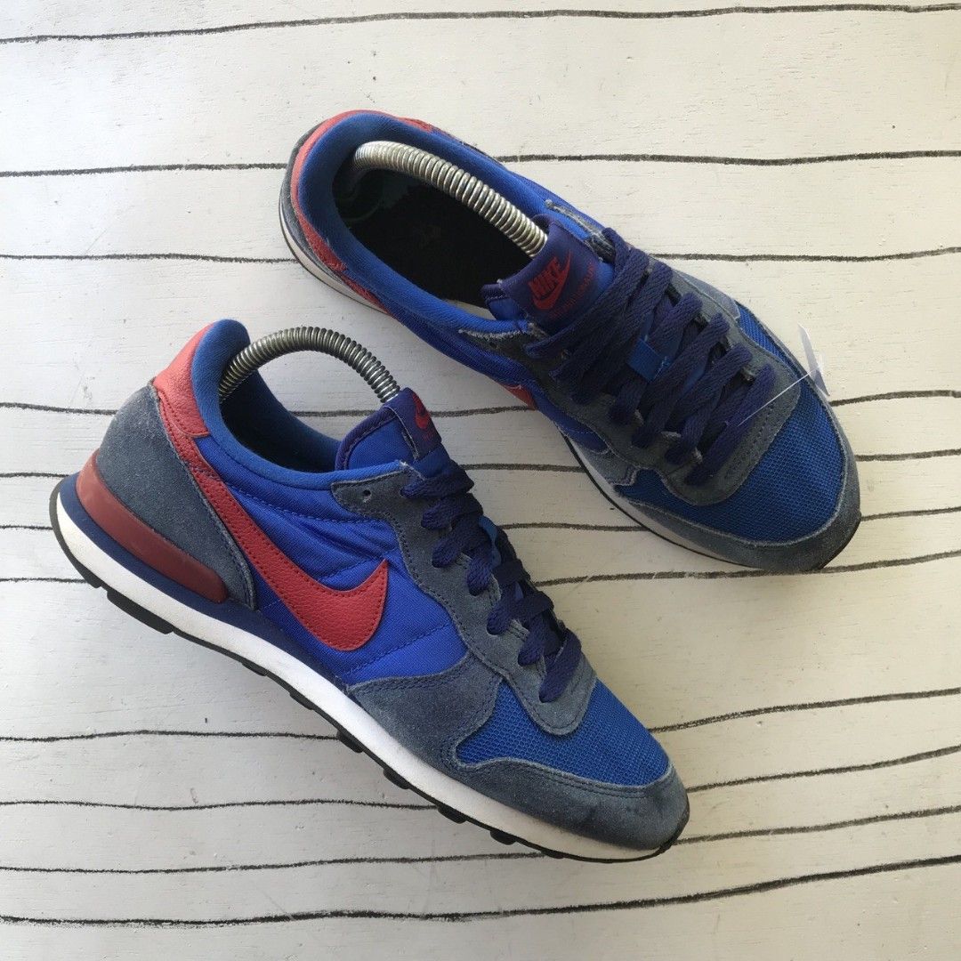 NIKE INTERNATIONALIST 7.5UK