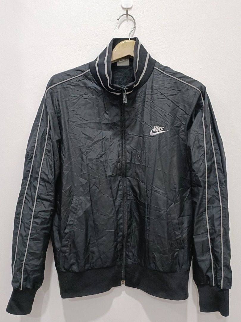 swoosh nike windbreaker
