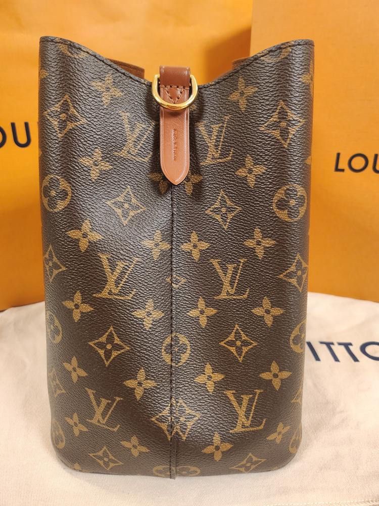 Néonoé MM Monogram Canvas Louis Vuitton Bag, Luxury, Bags