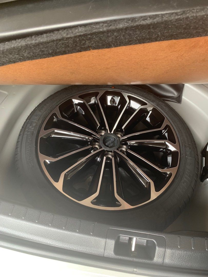 Original Toyota Altis 17 inch rims (5x100), including tyres, Car ...