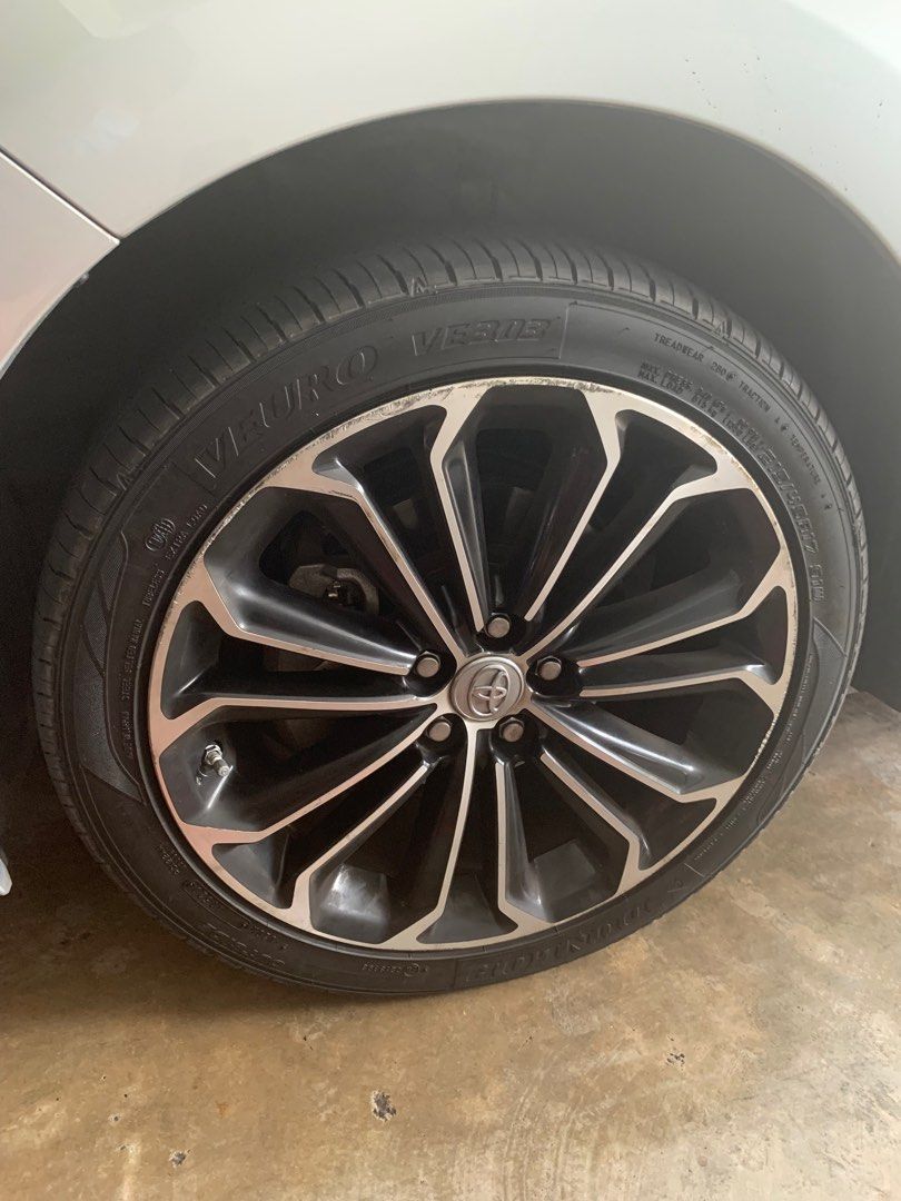 Original Toyota Altis 17 inch rims (5x100), including tyres, Car ...