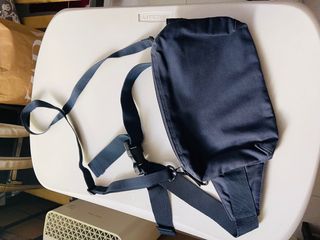 Original Uniqlo body & belt bag