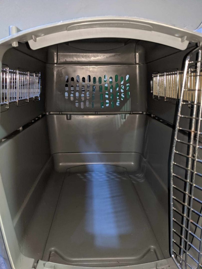 Petmate Sky Kennel, Pet Supplies, Homes & Other Pet Accessories on