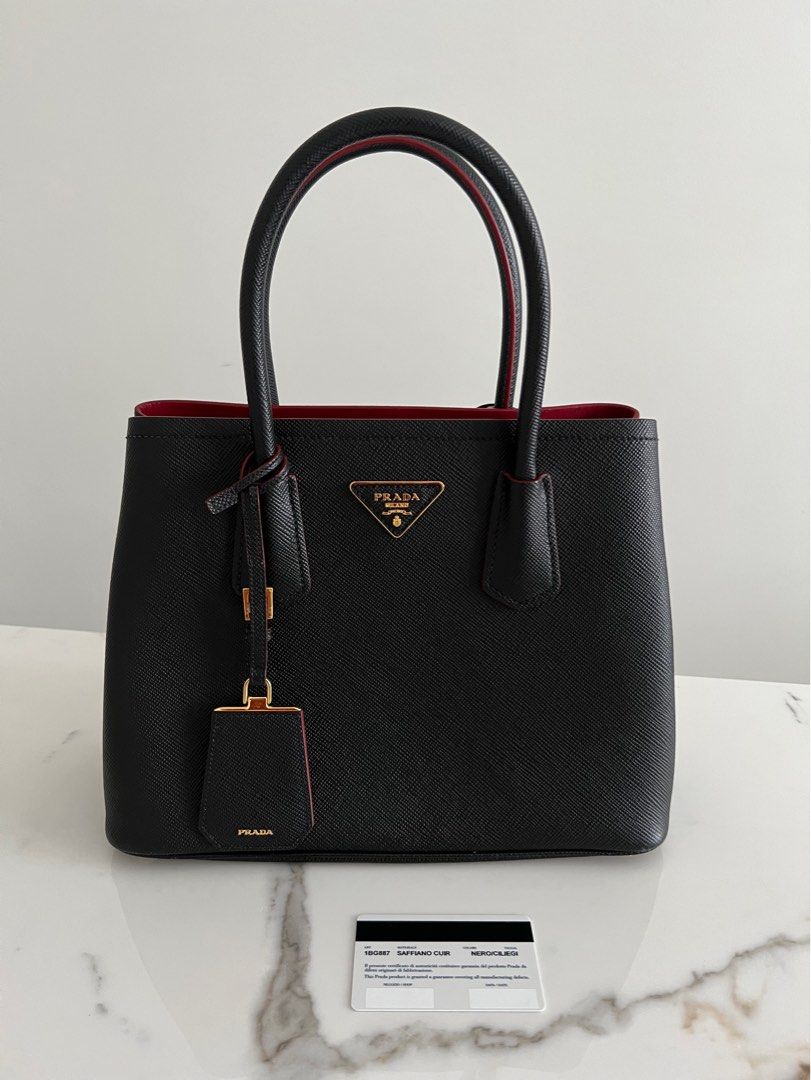 Prada hotsell cuir small