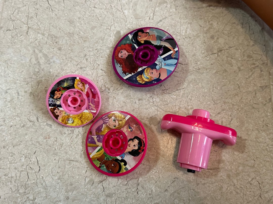 Princess spinner, Hobbies & Toys, Toys & Games on Carousell