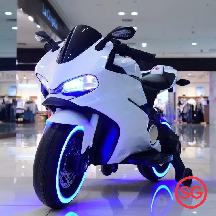 Bacchon ki bmw bike hot sale