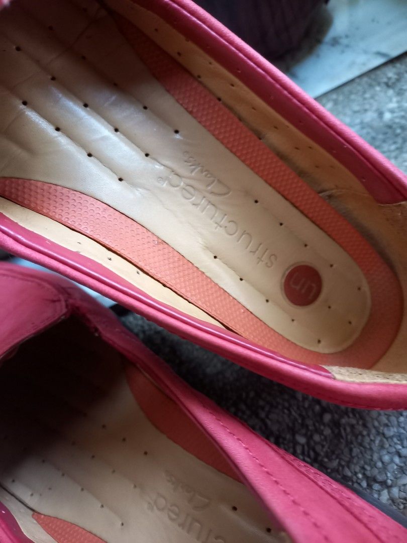 Clarks structured ladies hotsell shoes