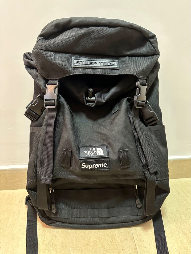 Supreme The North Face Steep Tech Backpack, 男裝, 袋, 背包- Carousell