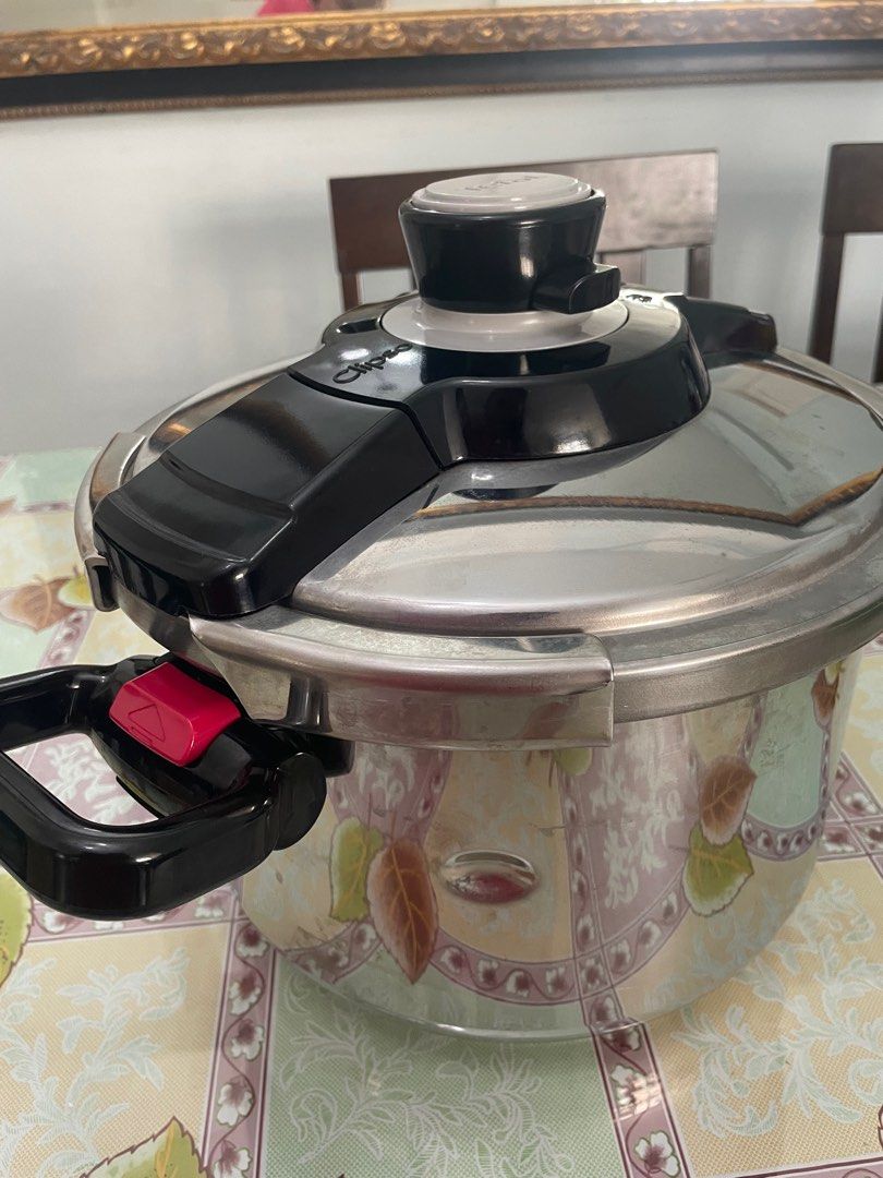 Tefal pressure cooker, TV & Home Appliances, Kitchen Appliances