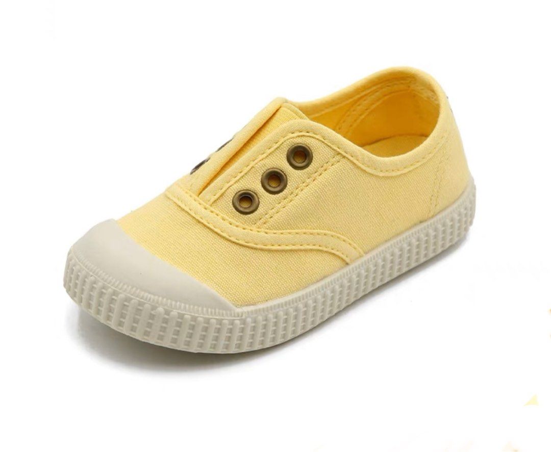 Childrens yellow top shoes