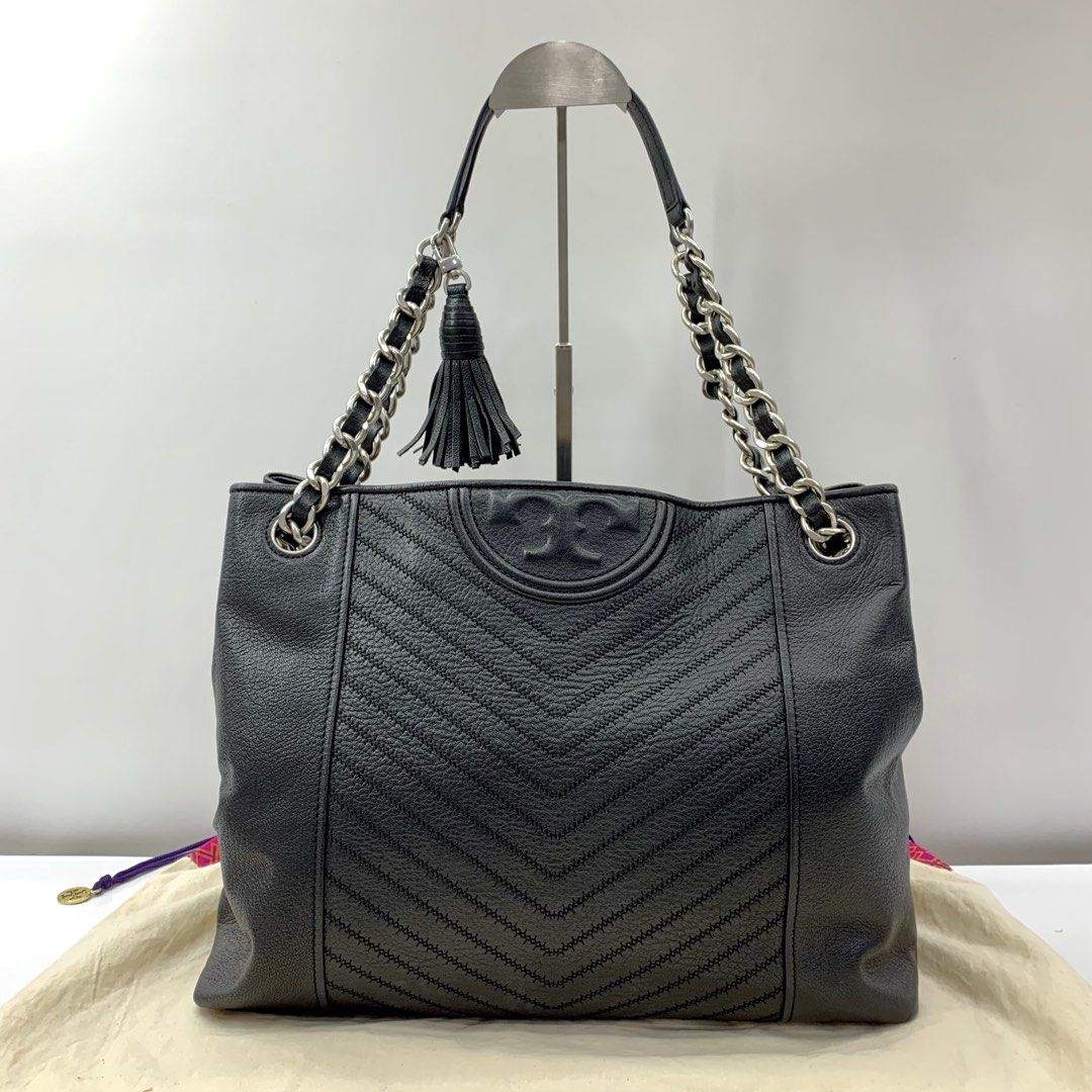 Tory burch distressed fleming tote deals