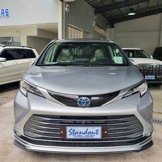 Toyota Sienna Hybrid Auto