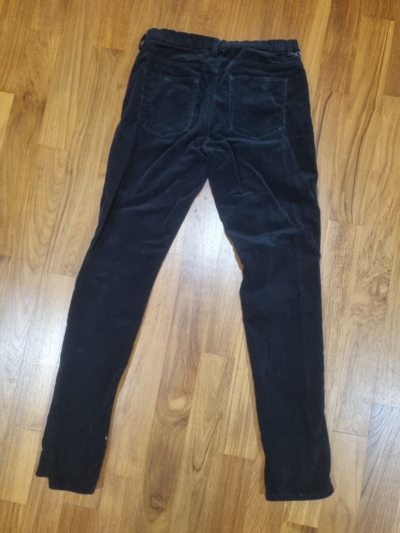 Uniqlo velvet leggings on sale