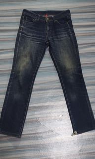 Uniqlo skinny fit jeans sz 29-30
