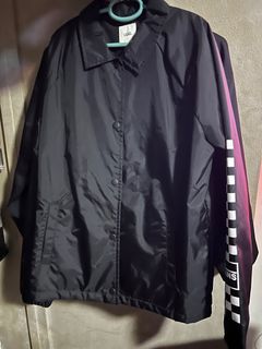 (Category: ) located in . Submitted by blckstbbth (Listing ID 1240965387, Image 1). Description: .