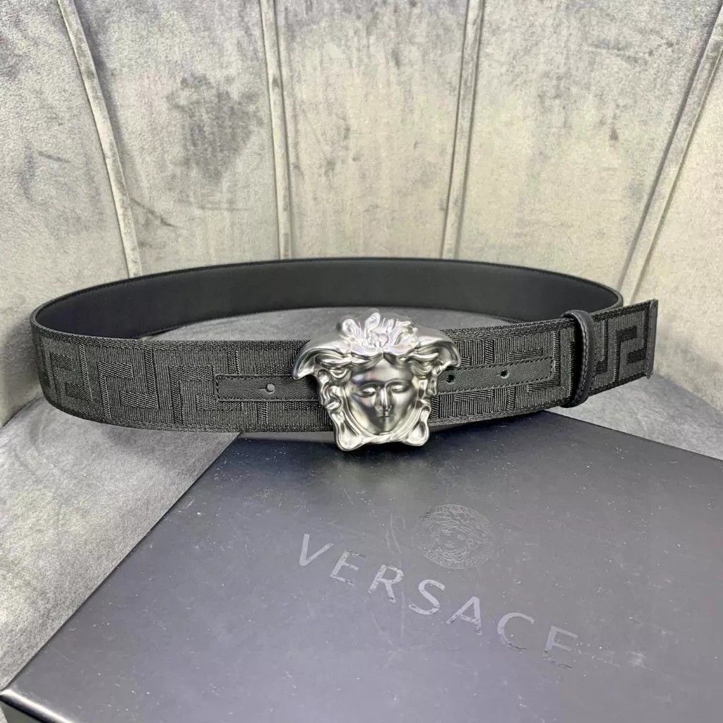 Authentic Versace Belt, Luxury, Accessories on Carousell
