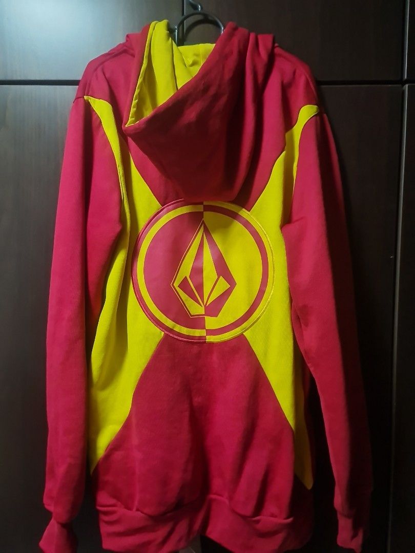 Volcom hoodie Men s Fashion Coats Jackets and Outerwear on
