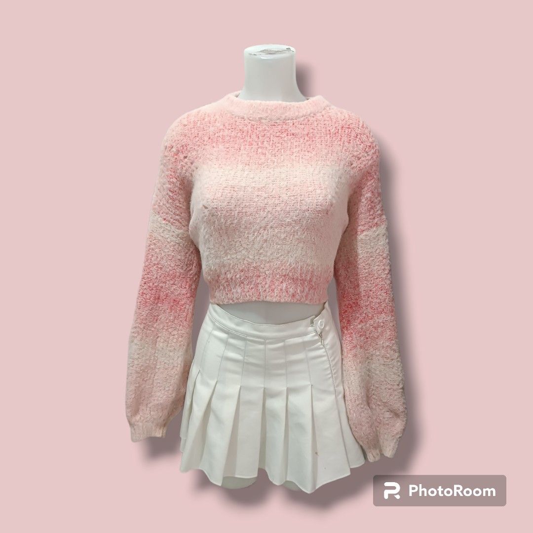 Wild fable sales fuzzy crop top