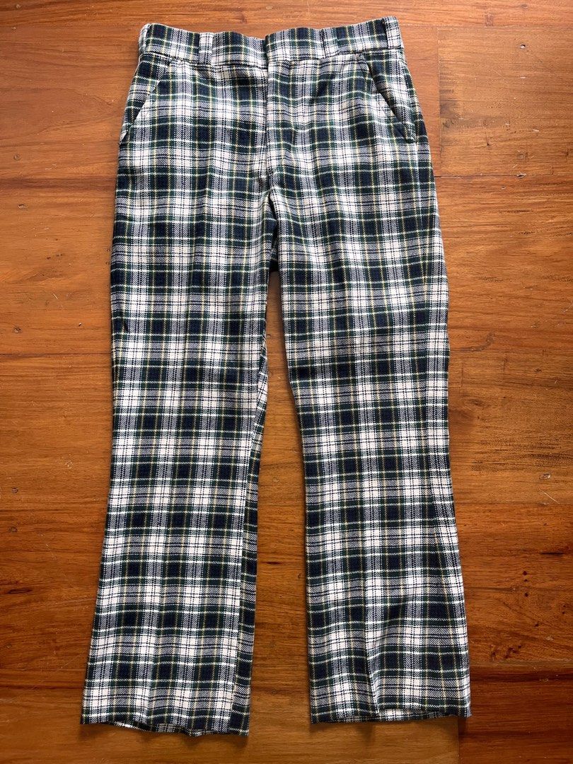 1970s Vintage Jaymar Plaid Slacks (Category: Trousers) located in Muntinlupa City. Submitted by _sbstnm (Listing ID 1246045413, Image 1). Description: Vintage 1970s light wool plaid flared slacks by Jaymar. With Talon zipper. tag size: no tag actual measurements (inches, laid flat) width: waist 16 (32 inches waistline) length: 42 MOP: Gcash or BPI transfer only Shipping: Lalamove, GrabExpress, LBC parcel (fees to be shouldered by buyer).
