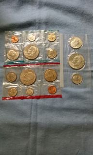 1975 s silver mint set, philadelphia and denver BRILLIANT UNCIRCULATED MINT SET with original mint set envelope