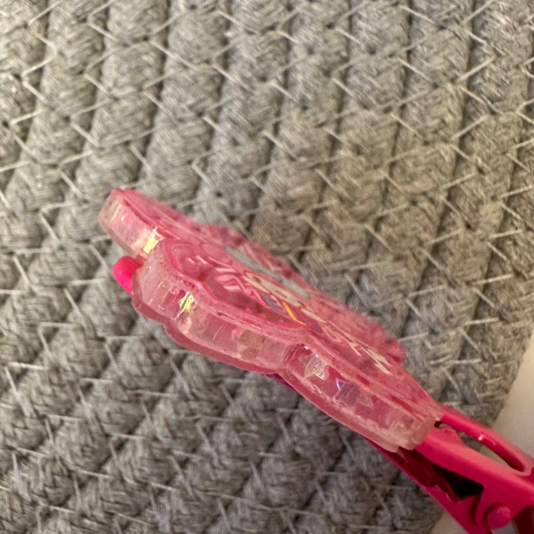 3. Sanrio Inspired Confetti Hair Clips, Women's Fashion, Watches