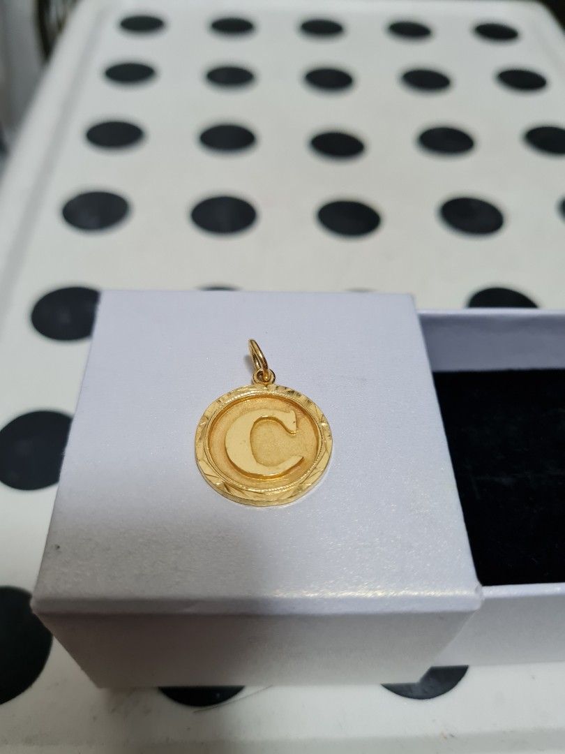916 gold Letter C pendant 5.62g Women s Fashion Jewelry