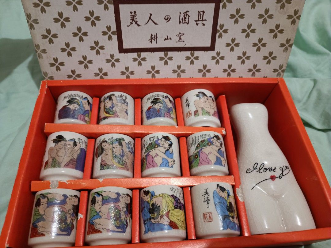 唐三彩　盒子　美術品　茶道具 楽天市場】□龍香堂□☆【中国骨董品】唐三彩（とうさんさい）鶏型細首