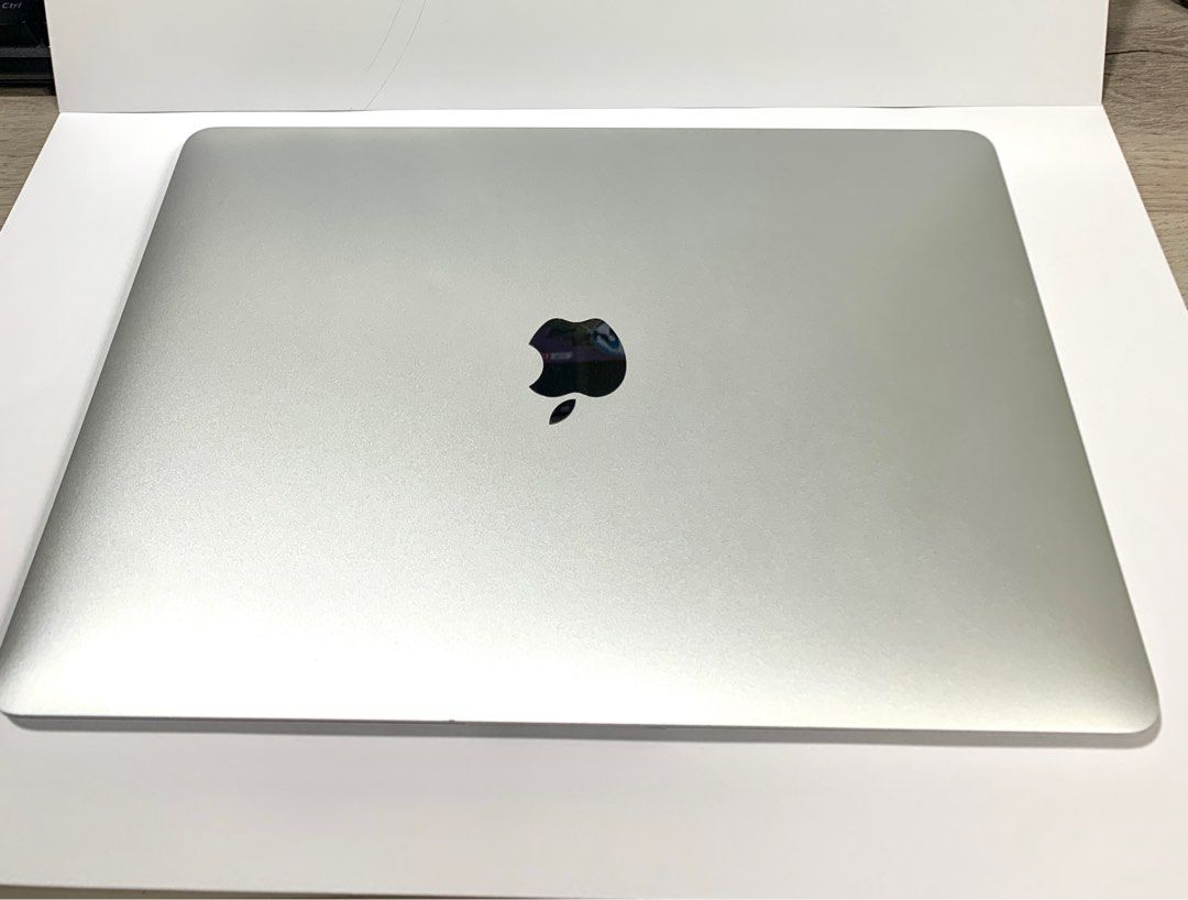 蘋果Apple Macbook Air A1932 13吋2019 年8G128G 太空灰, 電腦及科技