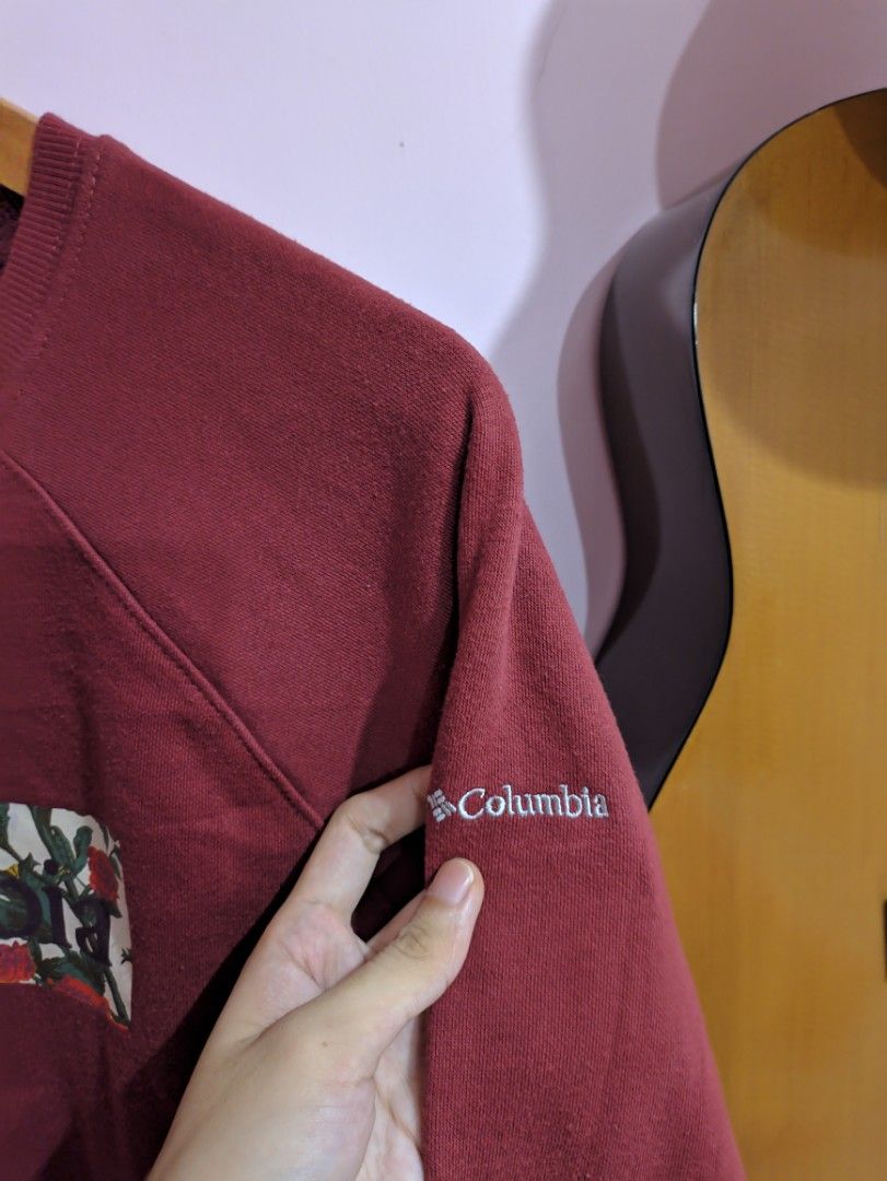 ‼️ Columbia Sweater (Category: Coats, Jackets and Outerwear) located in Taguig. Submitted by dropthatstuffph (Listing ID 1246098827, Image 3). Description: Columbia Sweater for women Size: Medium.