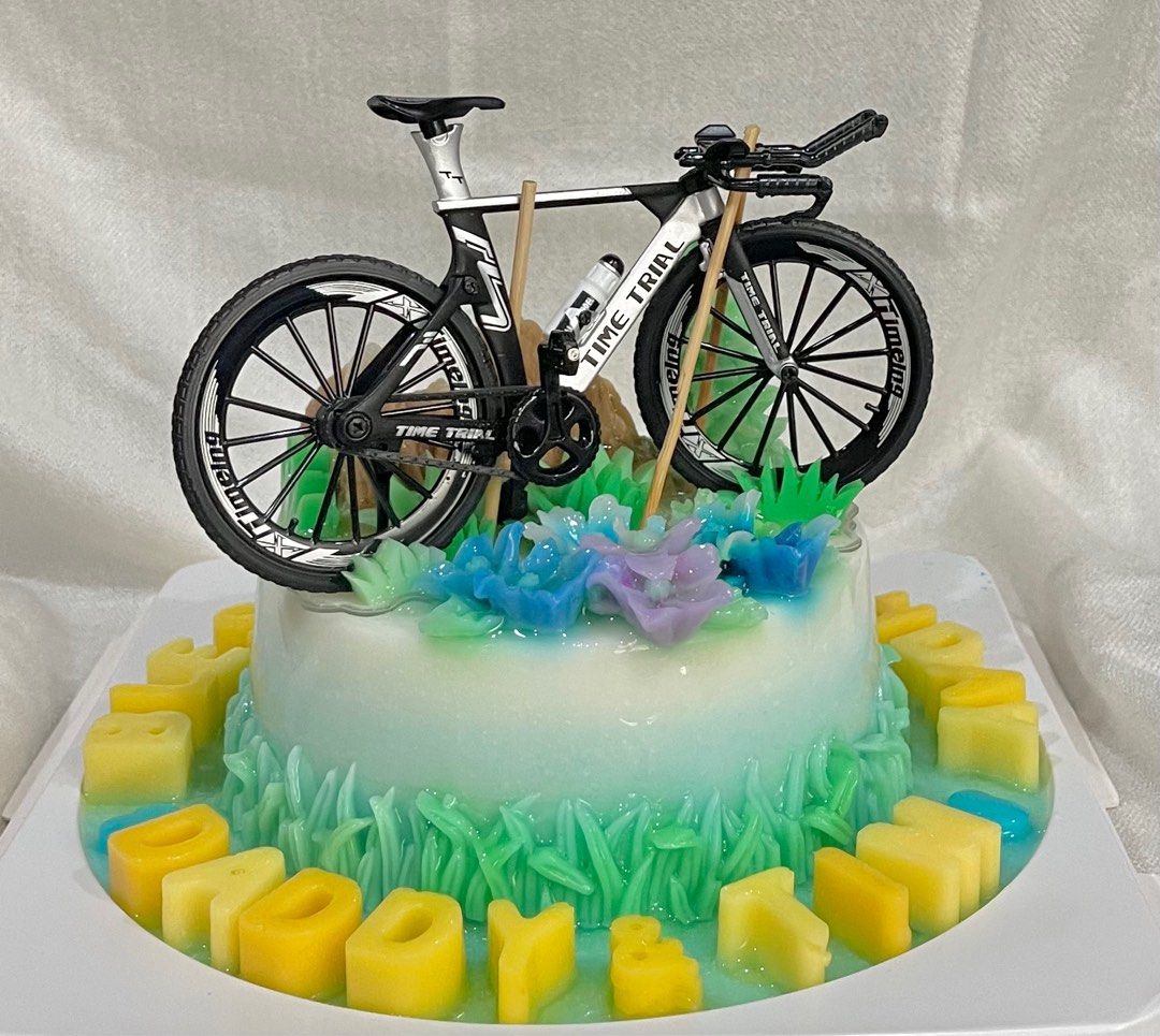 Biker Cake 🚲⛰️ #cake #baking #food #surprise #tiktok #birthday #bike ... |  TikTok