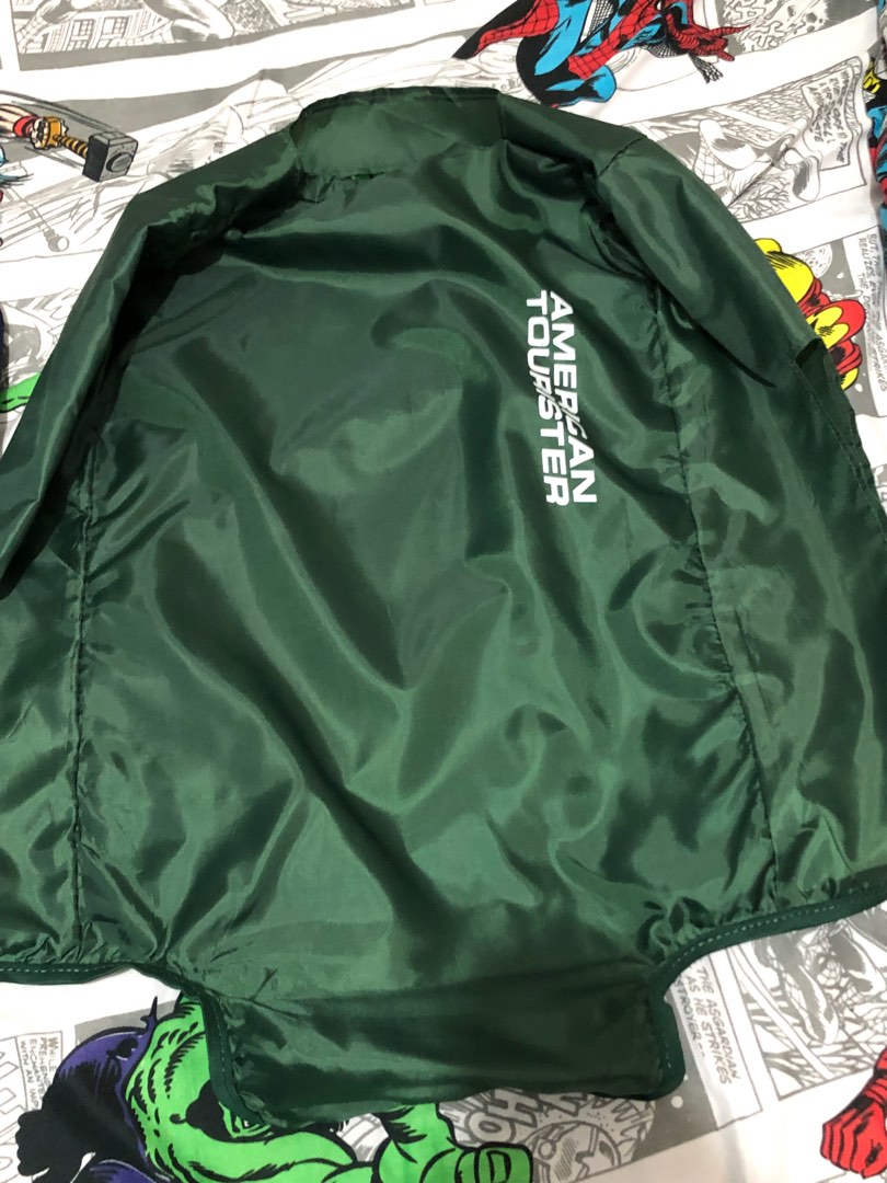 American tourister luggage cover Big on Carousell